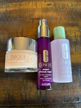 Clinique 3 pc face bundle